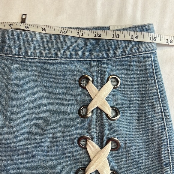 Revolve Lovers + Friends Jake Lace Up Denim Skirt Women’s 27 - Picture 8 of 9